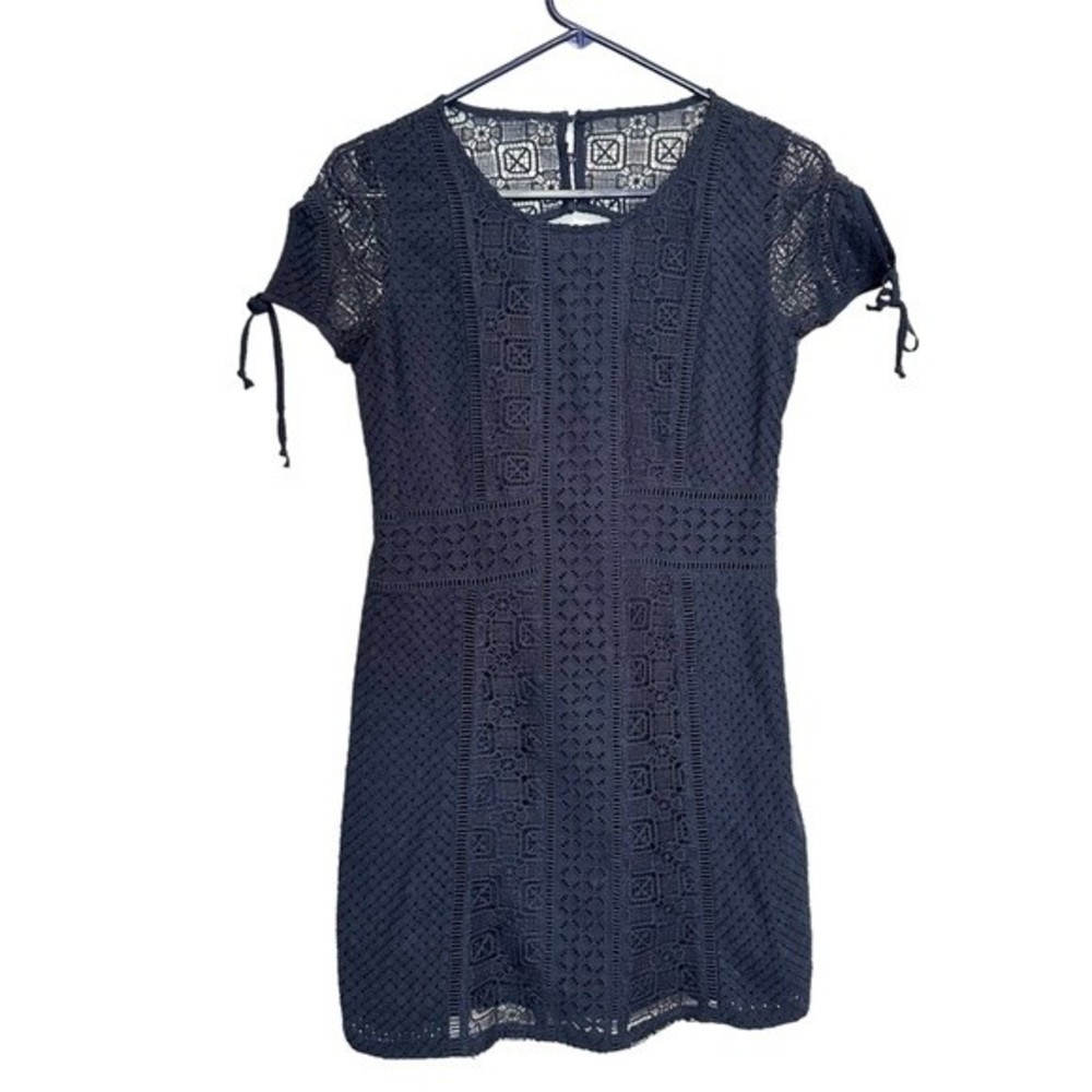 Abercrombie & Fit Navy Blue Crochet Lace Short Sleeve Dress, Small